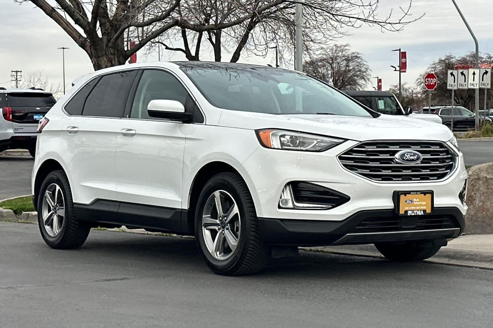Thumbnail: 2022 Ford Edge - 9