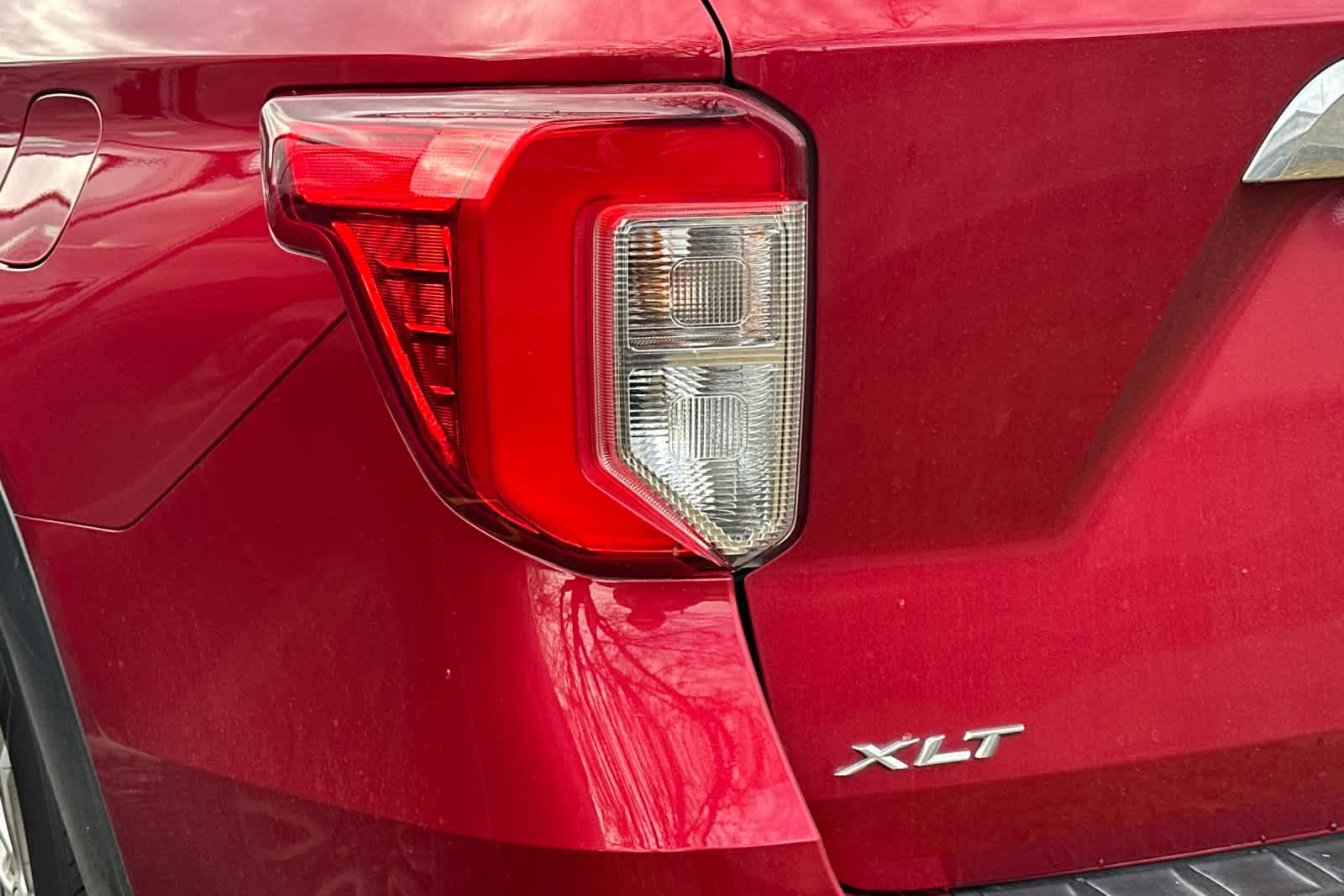 Thumbnail: 2020 Ford Explorer - 8