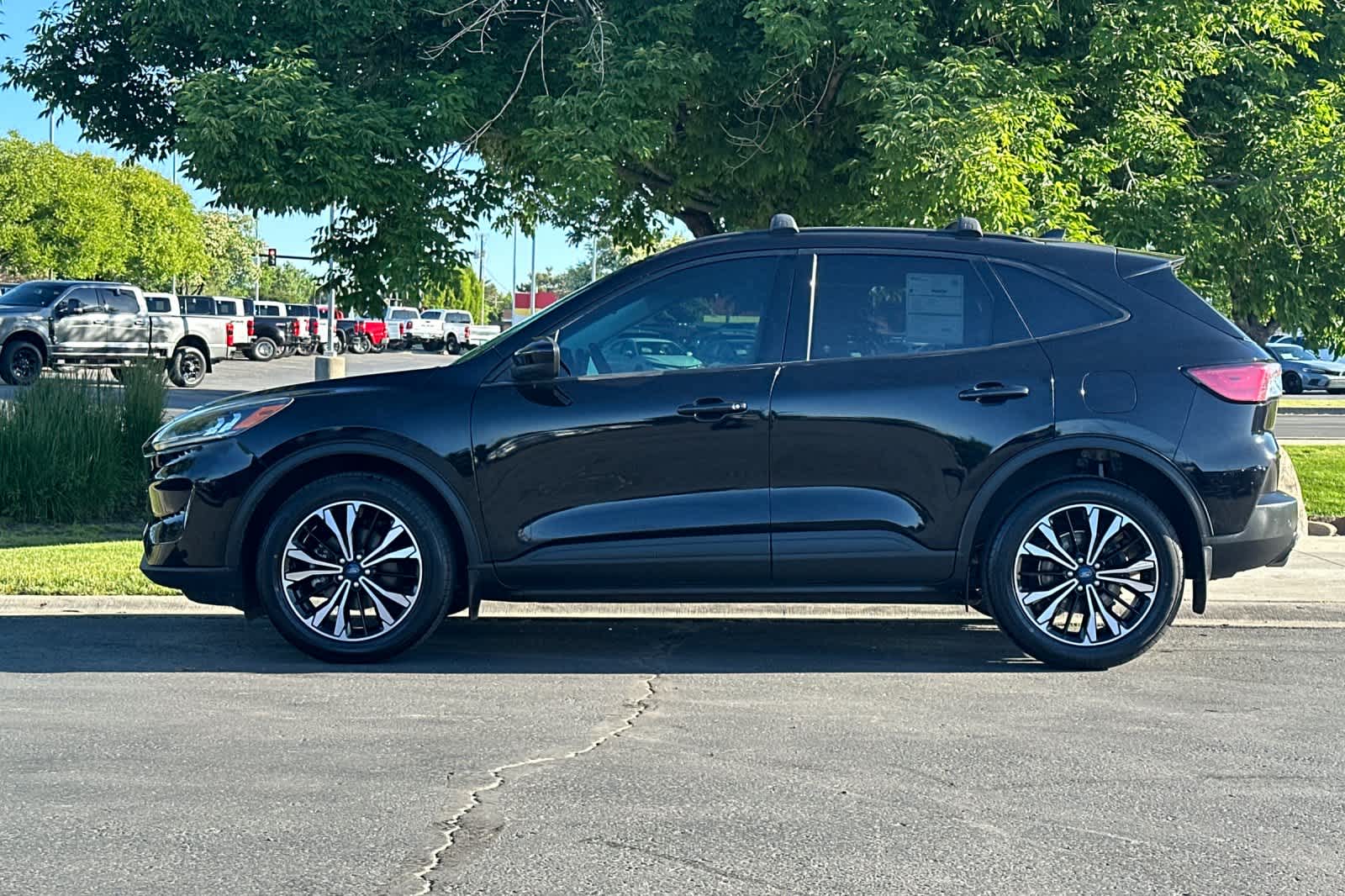 Thumbnail: 2022 Ford Escape - 5
