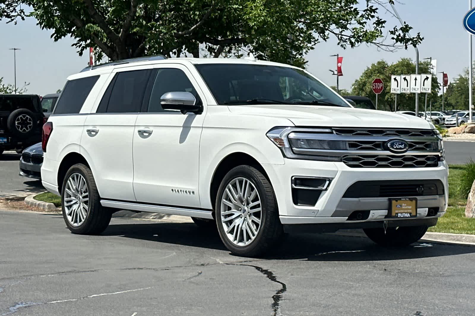 Thumbnail: 2023 Ford Expedition - 9