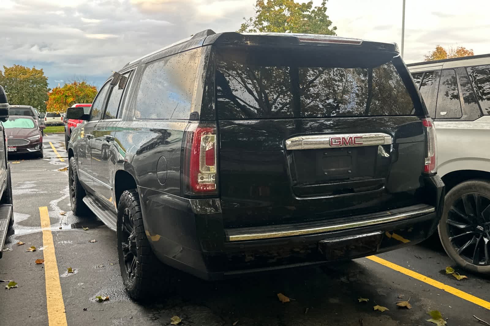 Thumbnail: 2015 GMC Yukon XL - 3