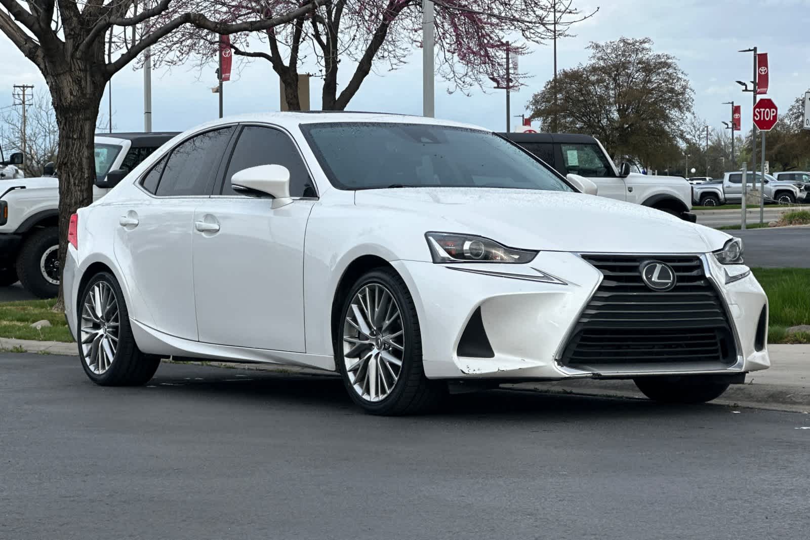 Thumbnail: 2018 Lexus IS - 9