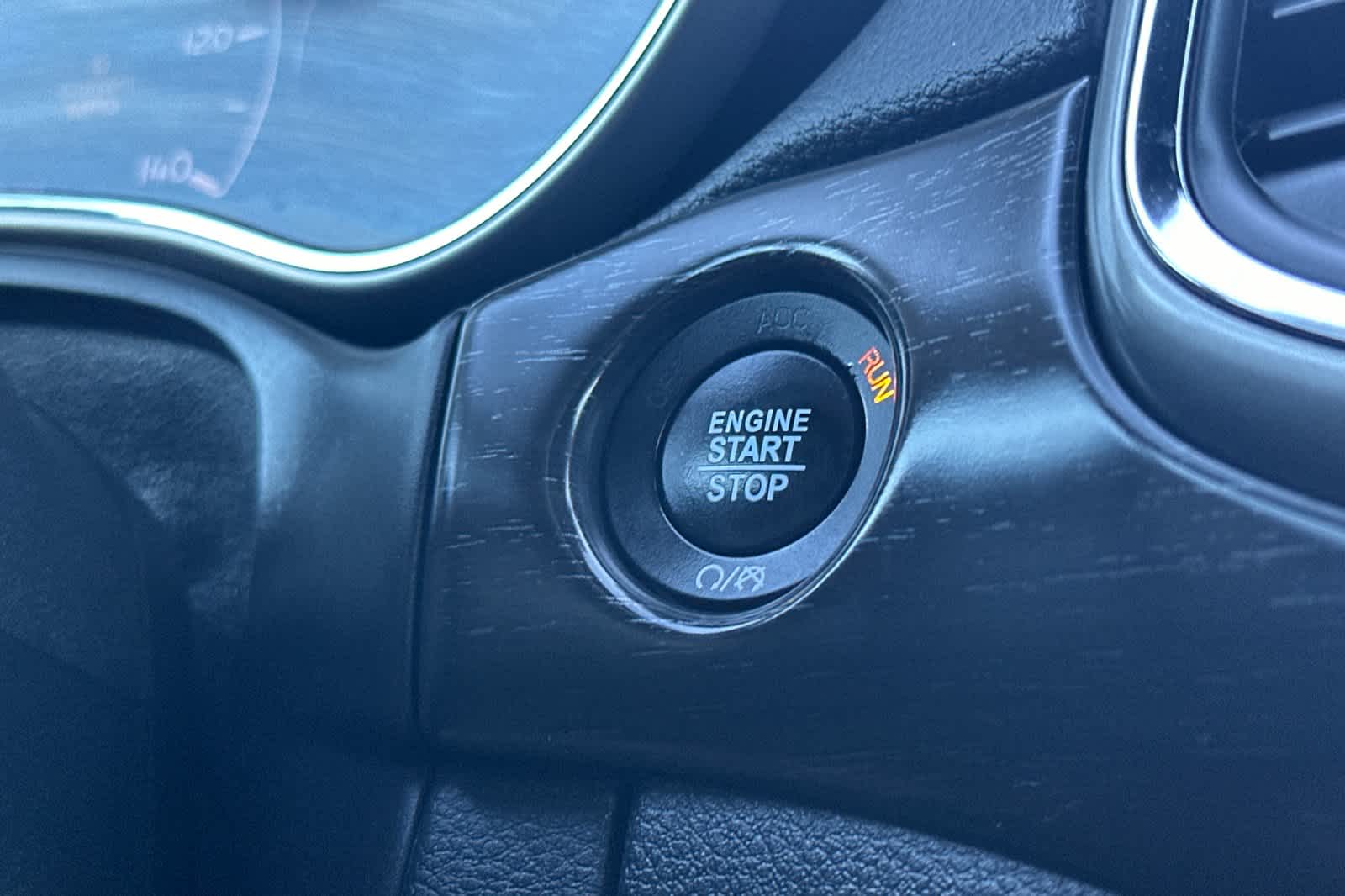 Thumbnail: 2018 Jeep Grand Cherokee - 22