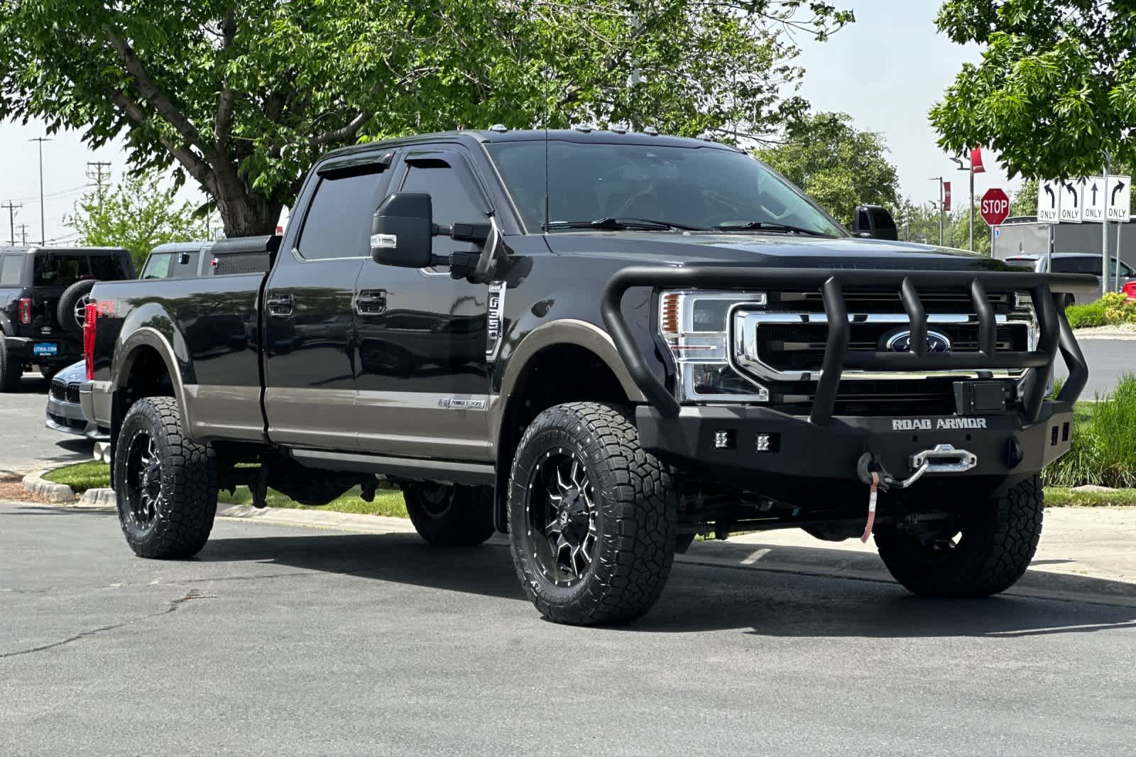 Thumbnail: 2022 Ford F-350 - 9