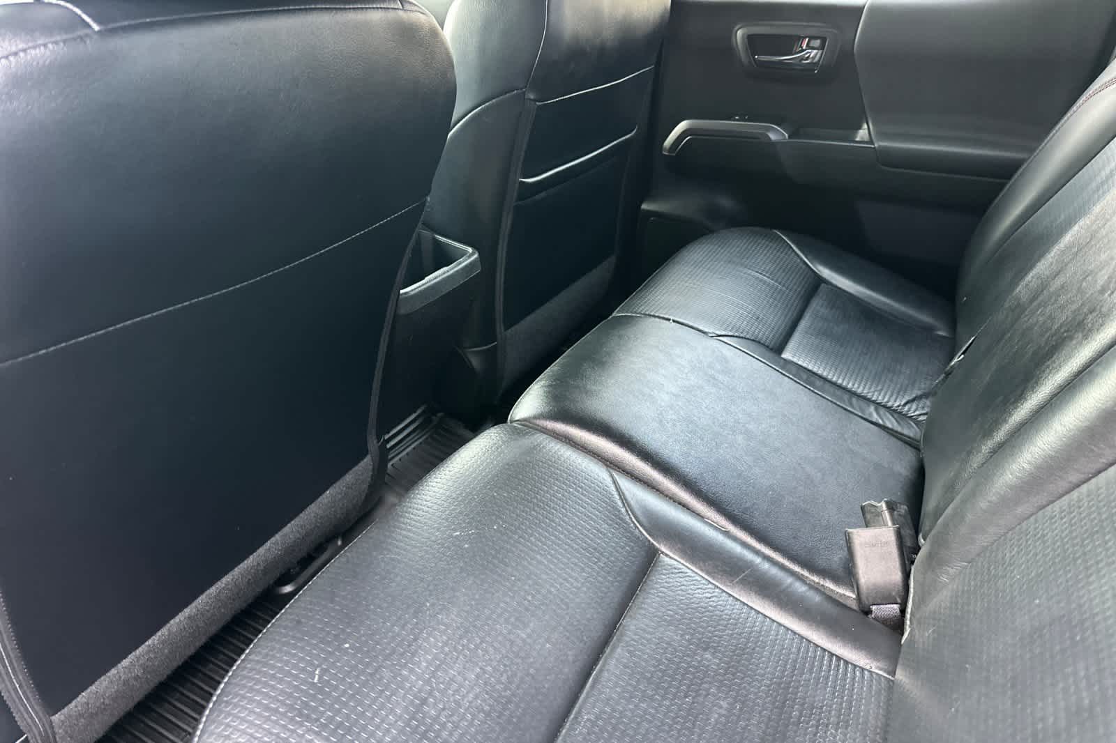 Thumbnail: 2019 Toyota Tacoma - 4