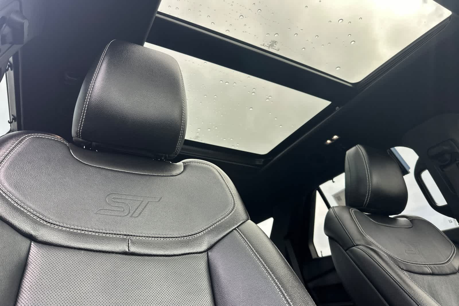 Thumbnail: 2020 Ford Explorer - 18