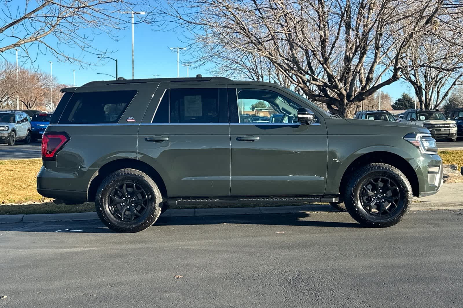 Thumbnail: 2022 Ford Expedition - 8