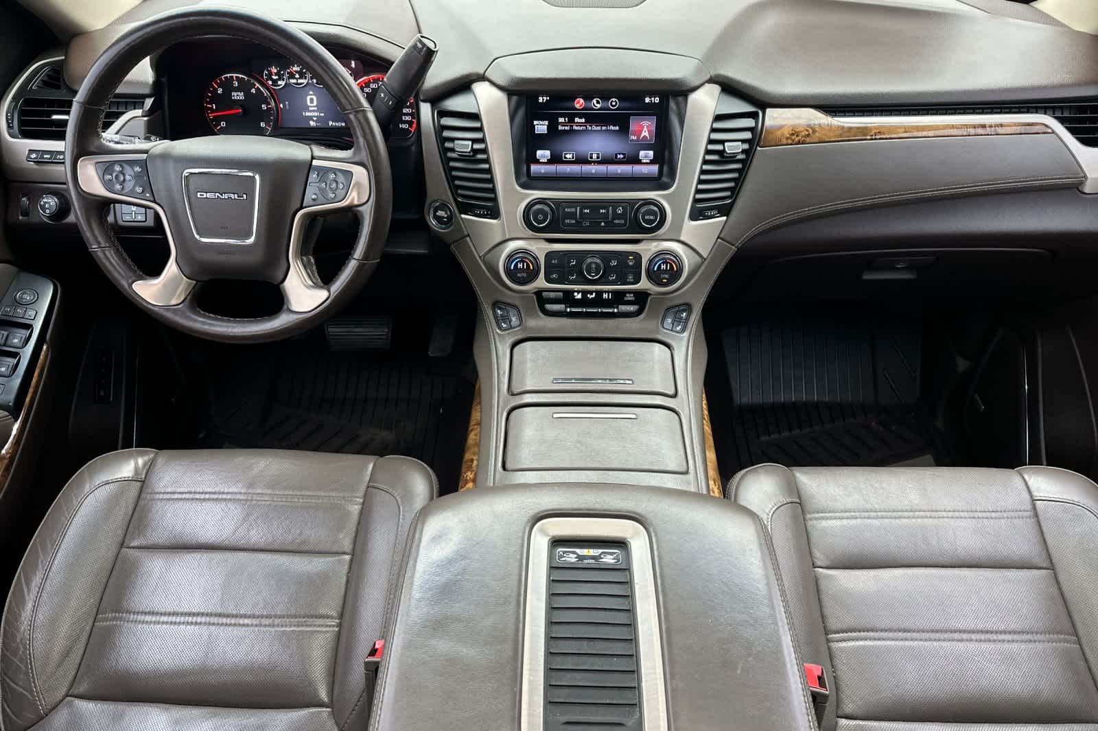 Thumbnail: 2015 GMC Yukon - 3