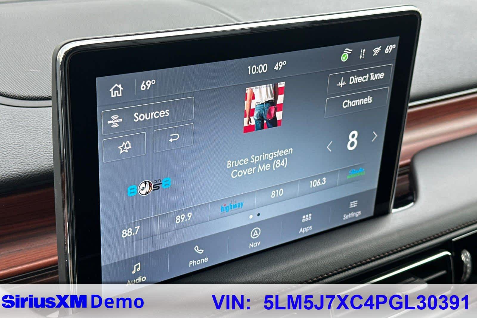 Thumbnail: 2023 Lincoln Aviator - 28