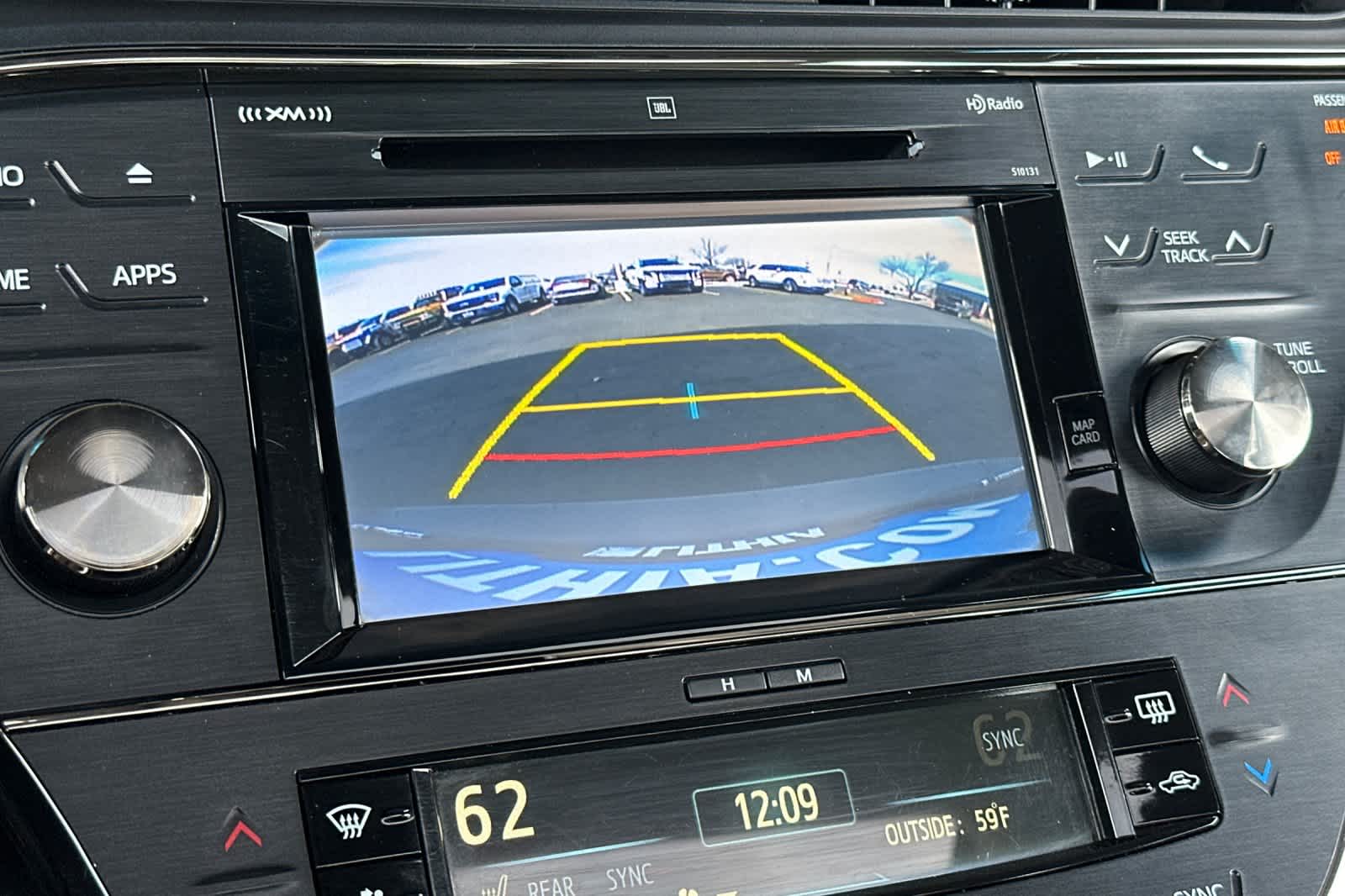 Thumbnail: 2017 Toyota Avalon - 19