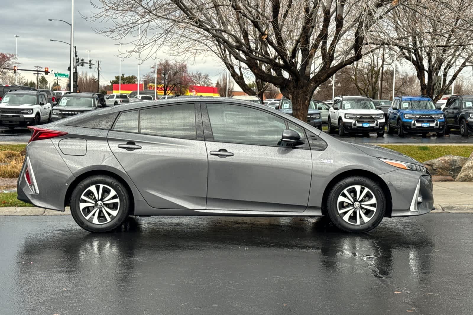 Thumbnail: 2017 Toyota Prius Prime - 8