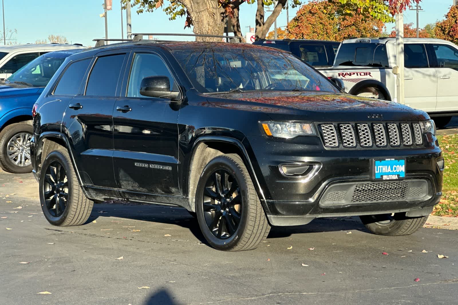 Thumbnail: 2018 Jeep Grand Cherokee - 9