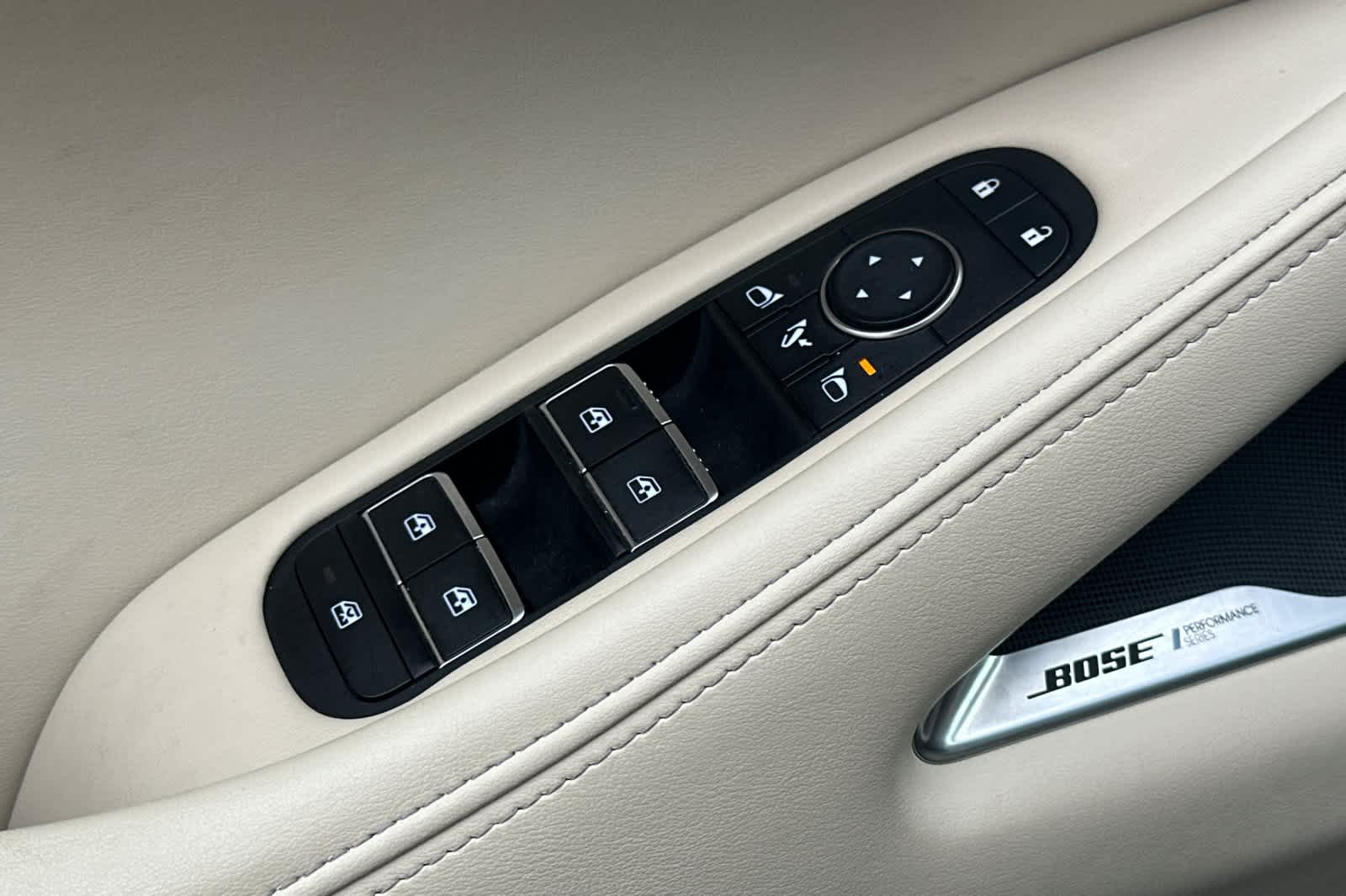 Thumbnail: 2025 INFINITI QX60 - 13