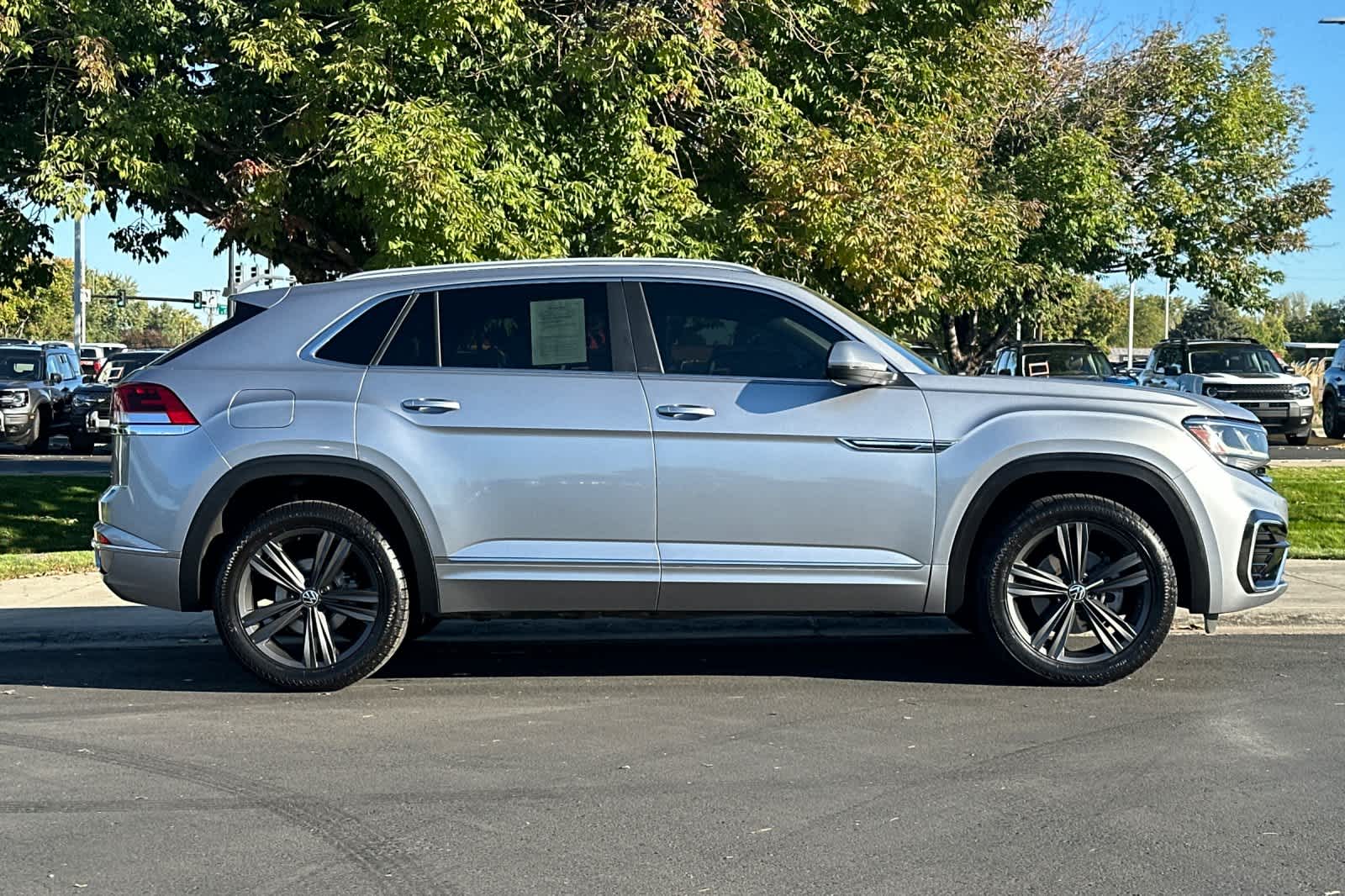 Thumbnail: 2022 Volkswagen Atlas - 8