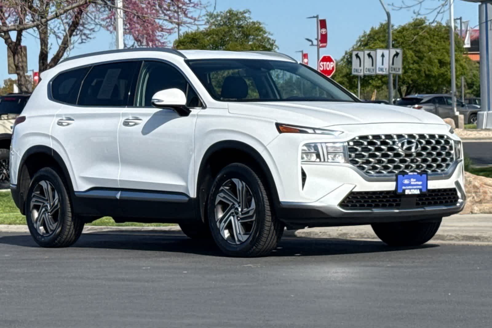Thumbnail: 2021 Hyundai Santa Fe - 9