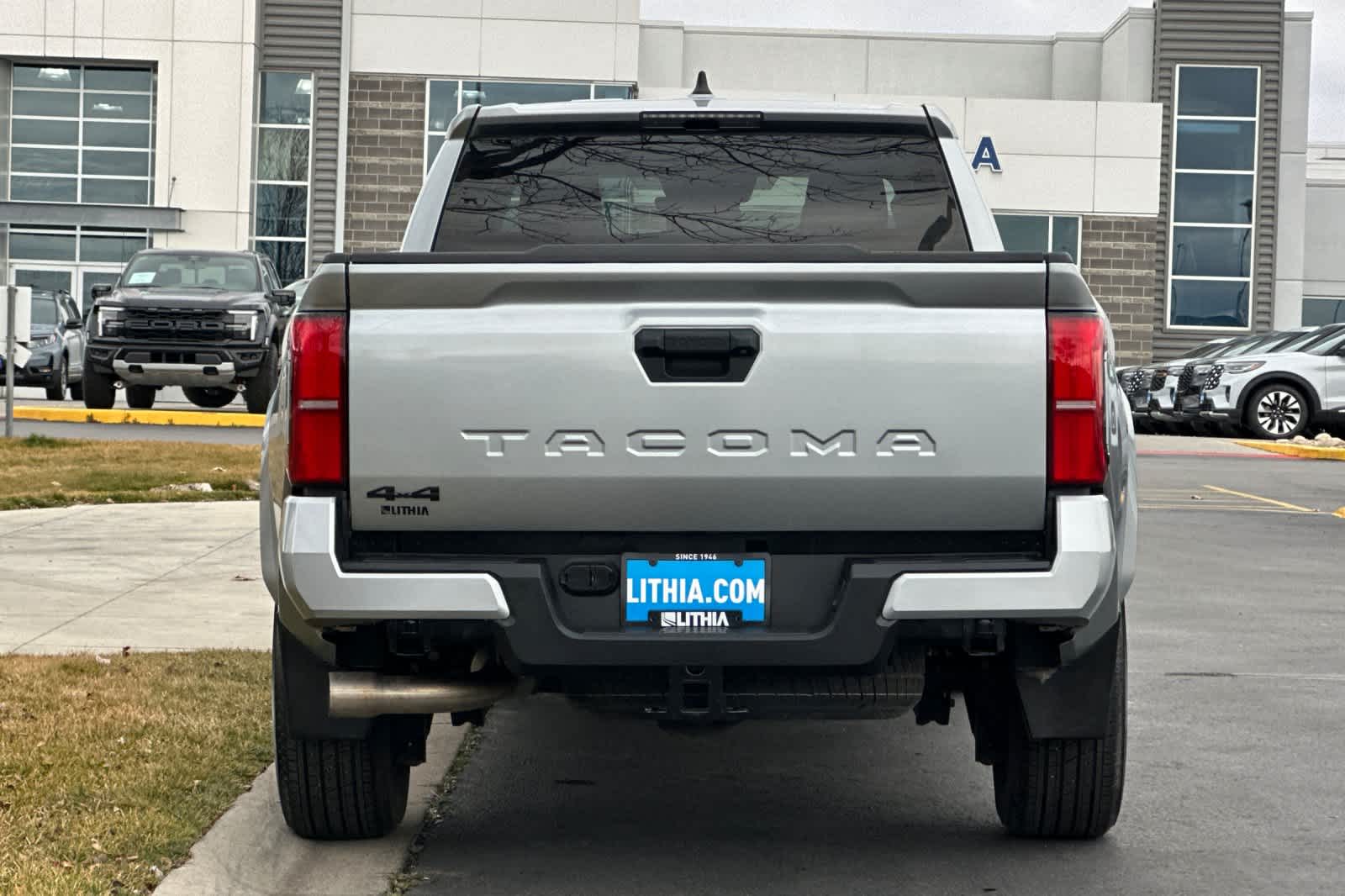 Thumbnail: 2024 Toyota Tacoma - 7