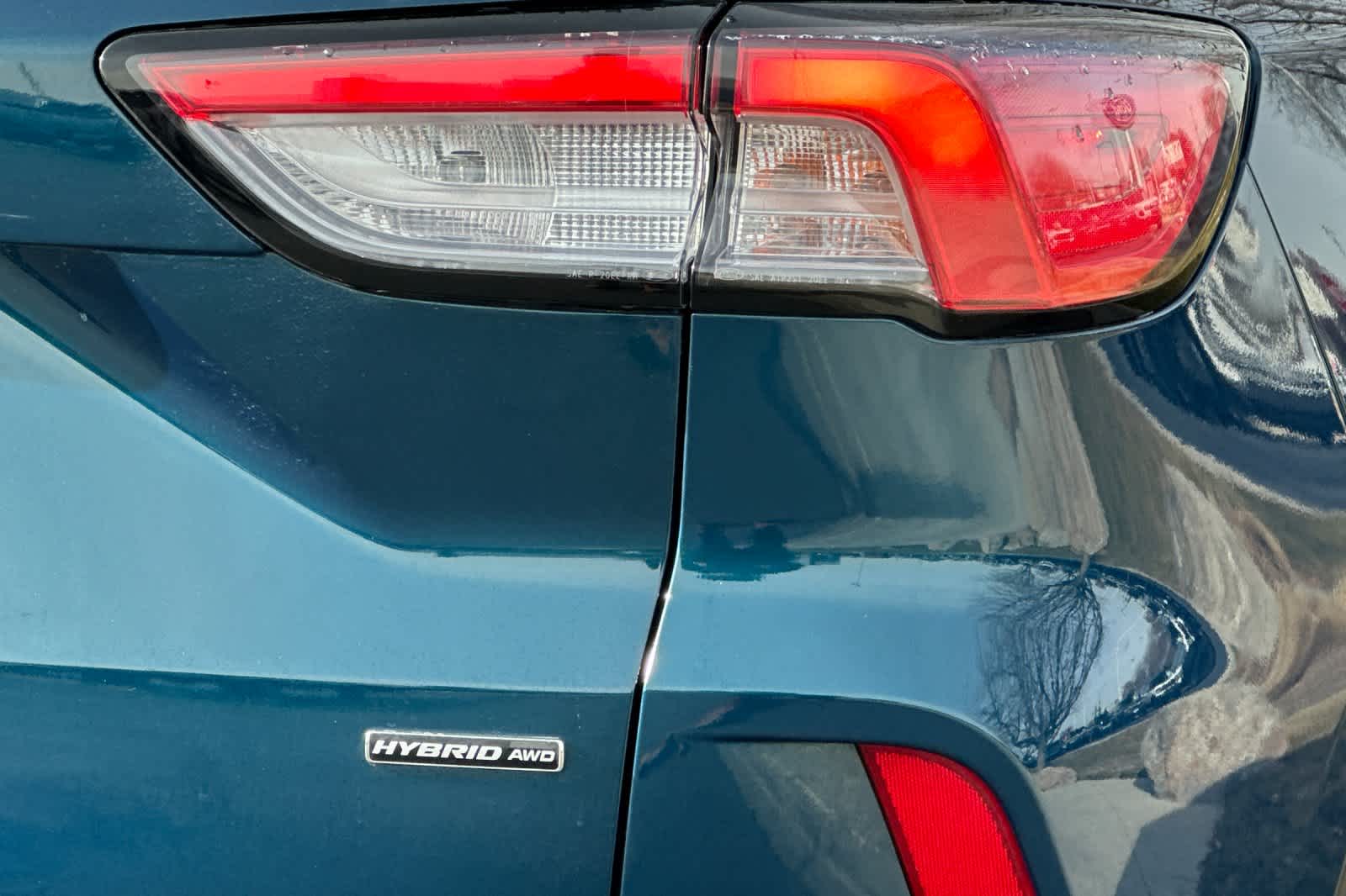 Thumbnail: 2020 Ford Escape - 28