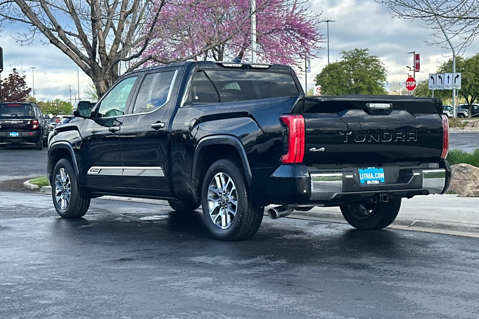 Thumbnail: 2023 Toyota Tundra - 6