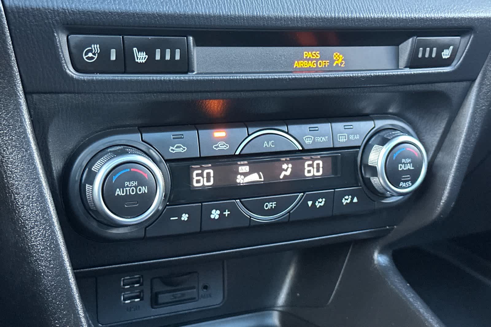 Thumbnail: 2018 Mazda Mazda3 - 20