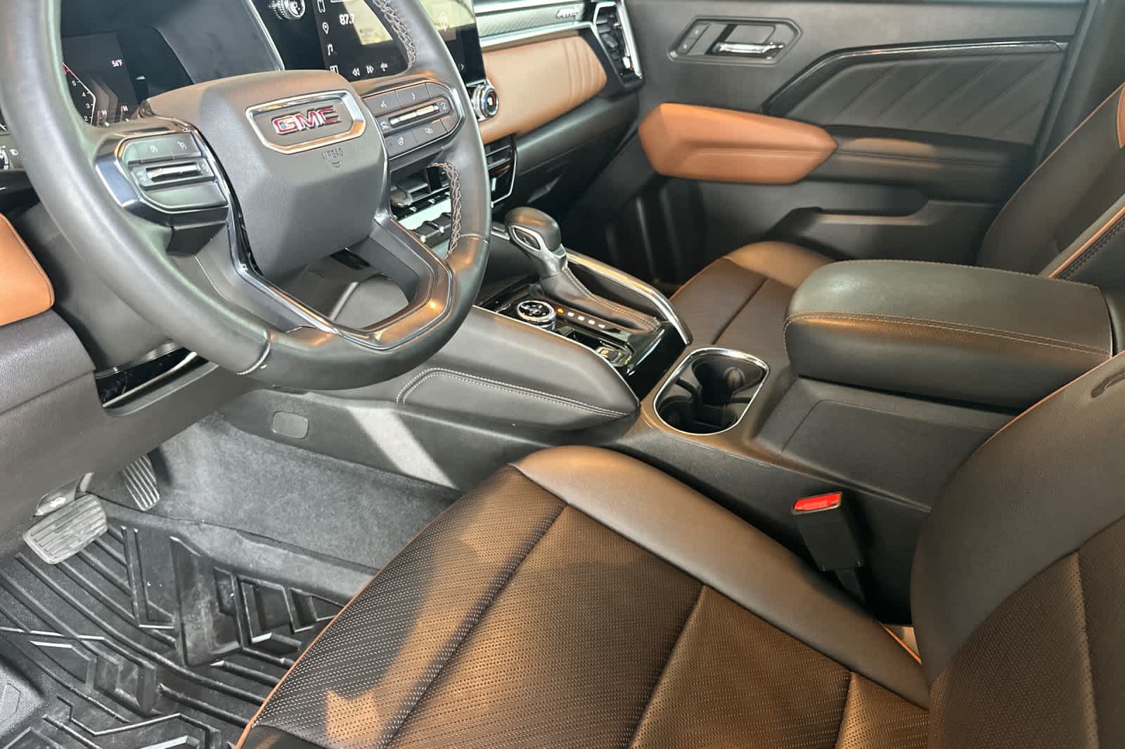 Thumbnail: 2023 GMC Canyon - 11