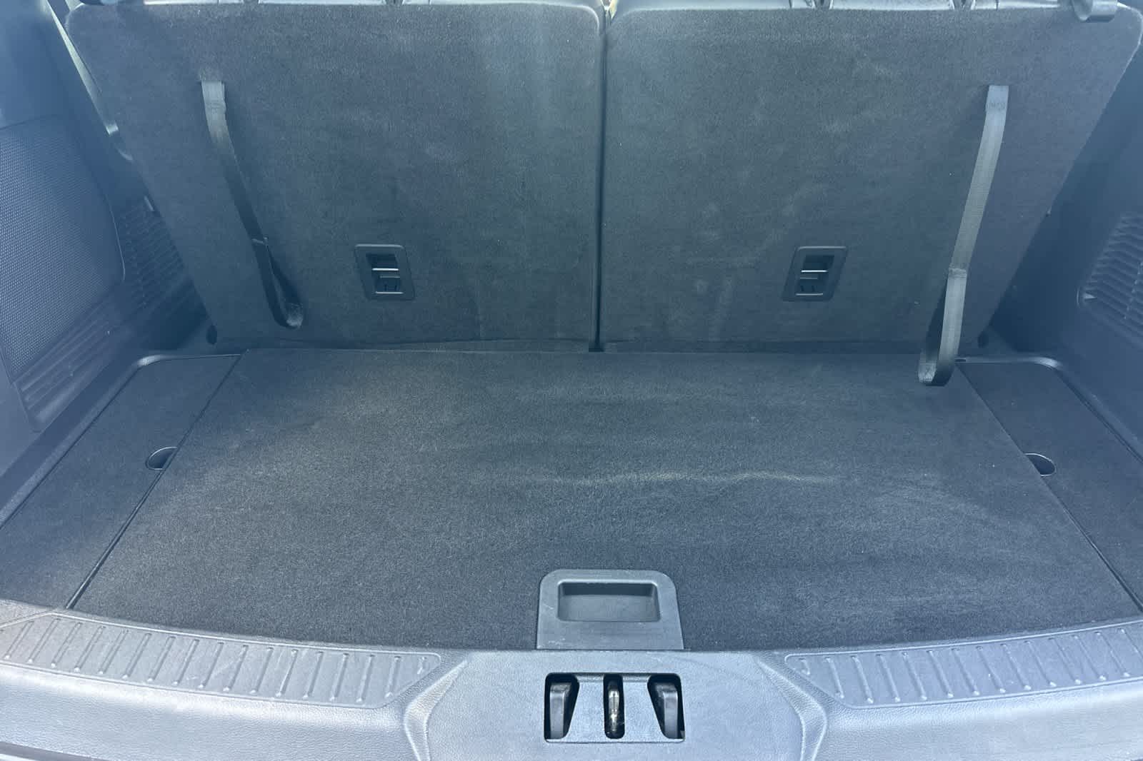 Thumbnail: 2025 Ford Explorer - 16