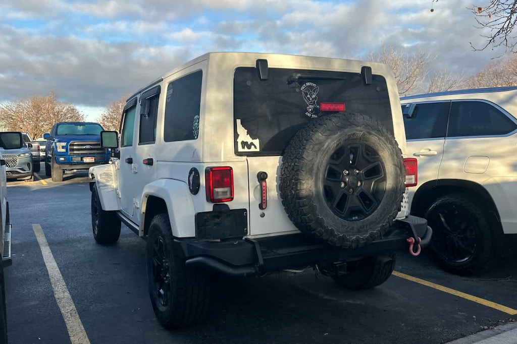 Used 2016 Jeep Wrangler JK Unlimited Sahara 4x4 SUV