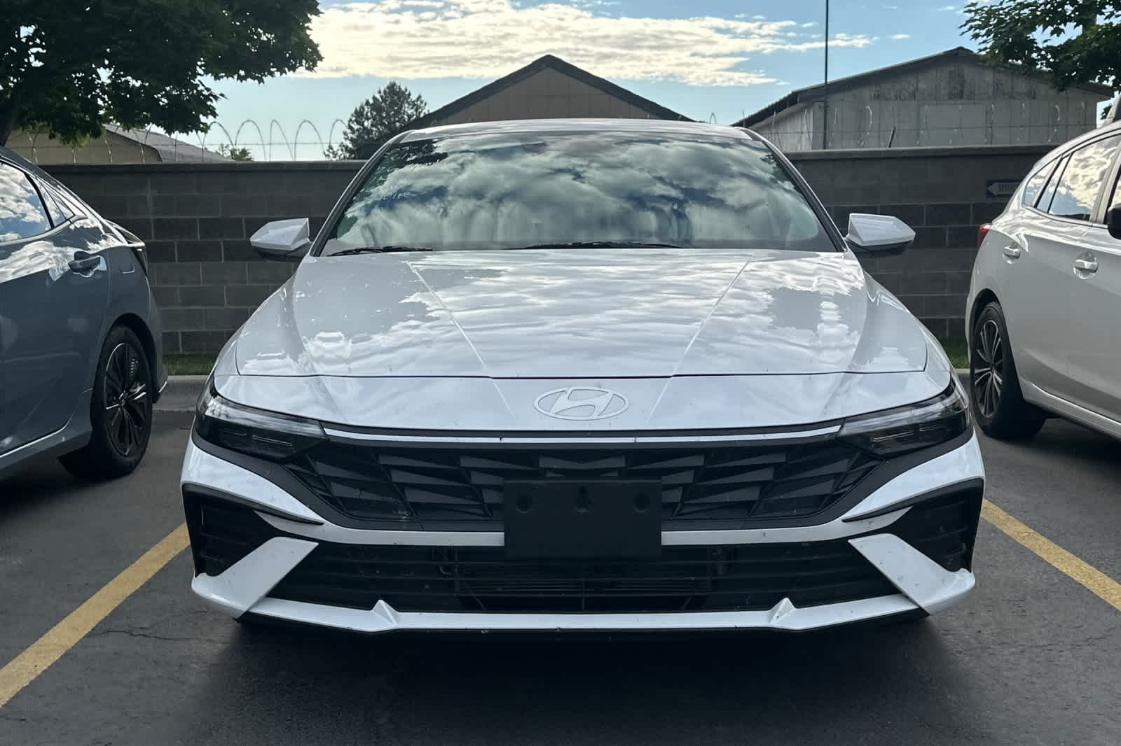 Thumbnail: 2026 Hyundai Elantra - 2