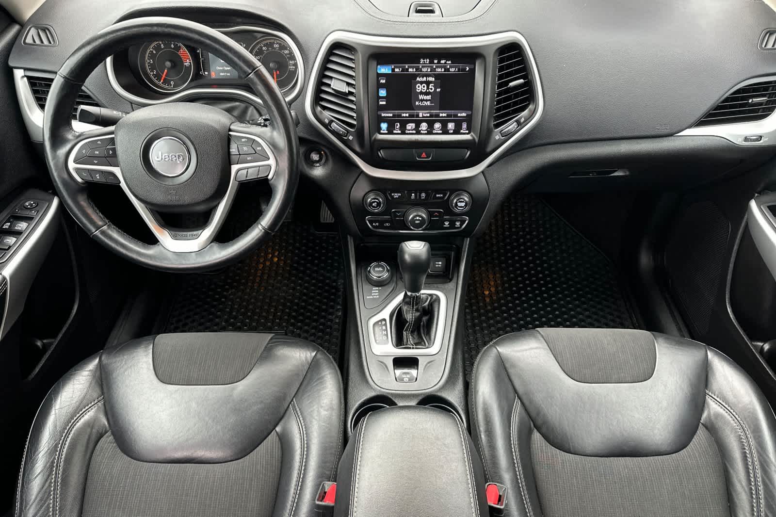 Thumbnail: 2018 Jeep Cherokee - 3