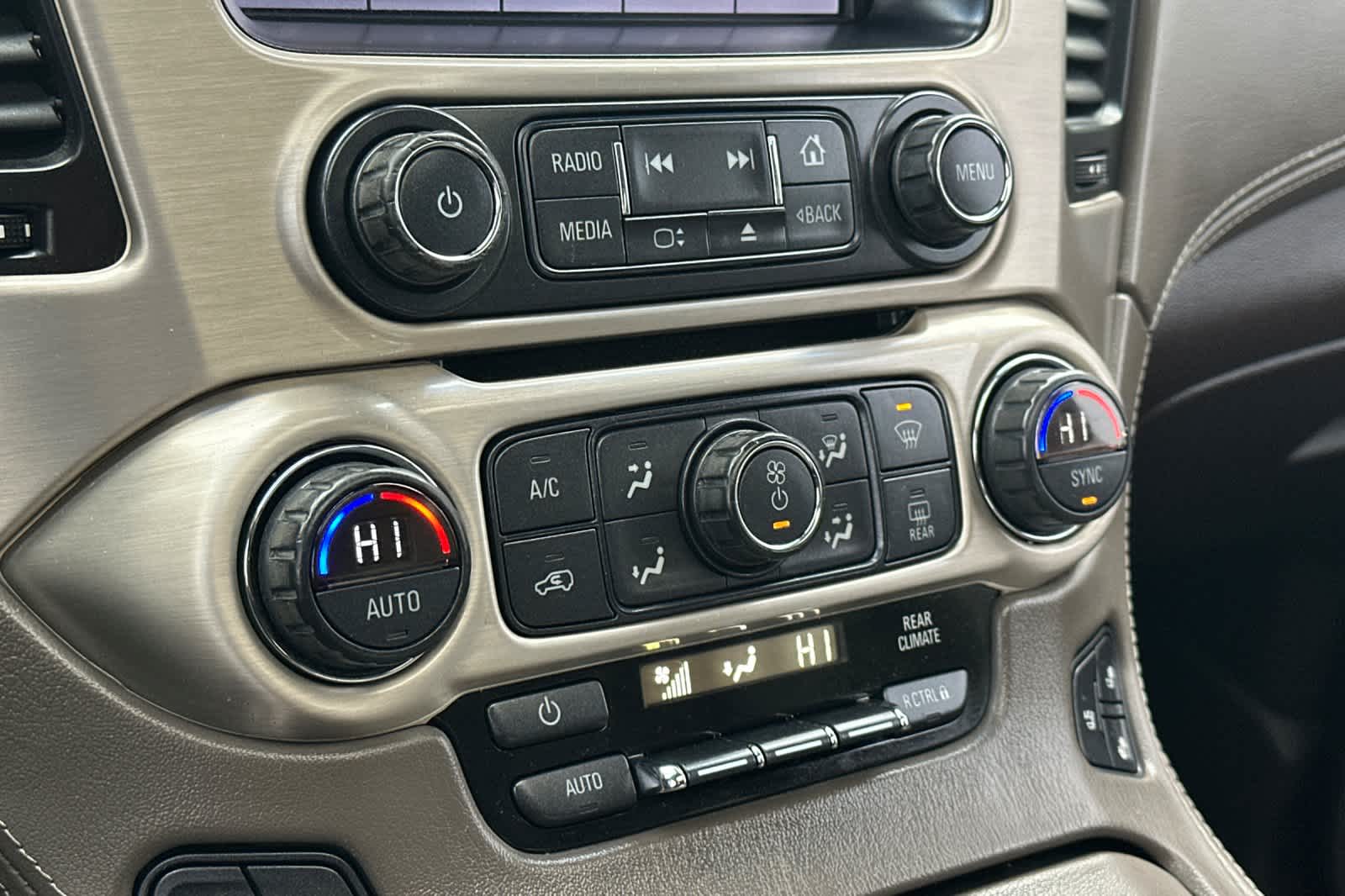 Thumbnail: 2015 GMC Yukon - 22