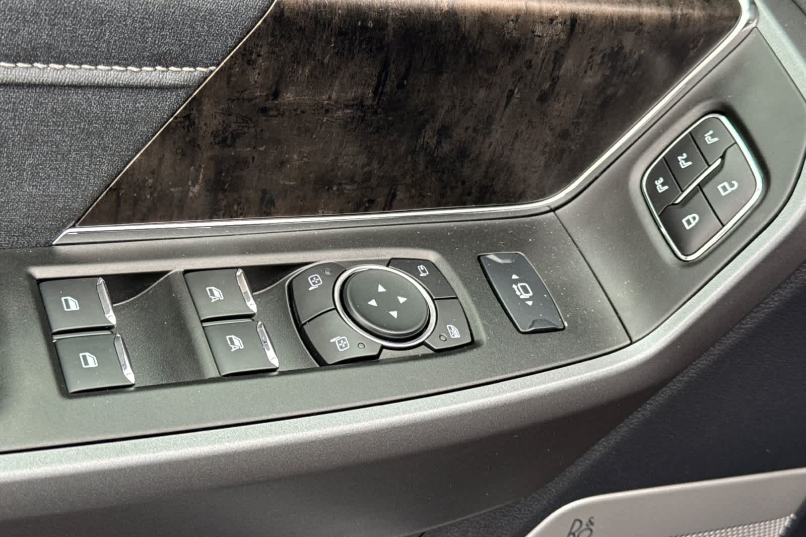 Thumbnail: 2025 Ford F-350 - 13