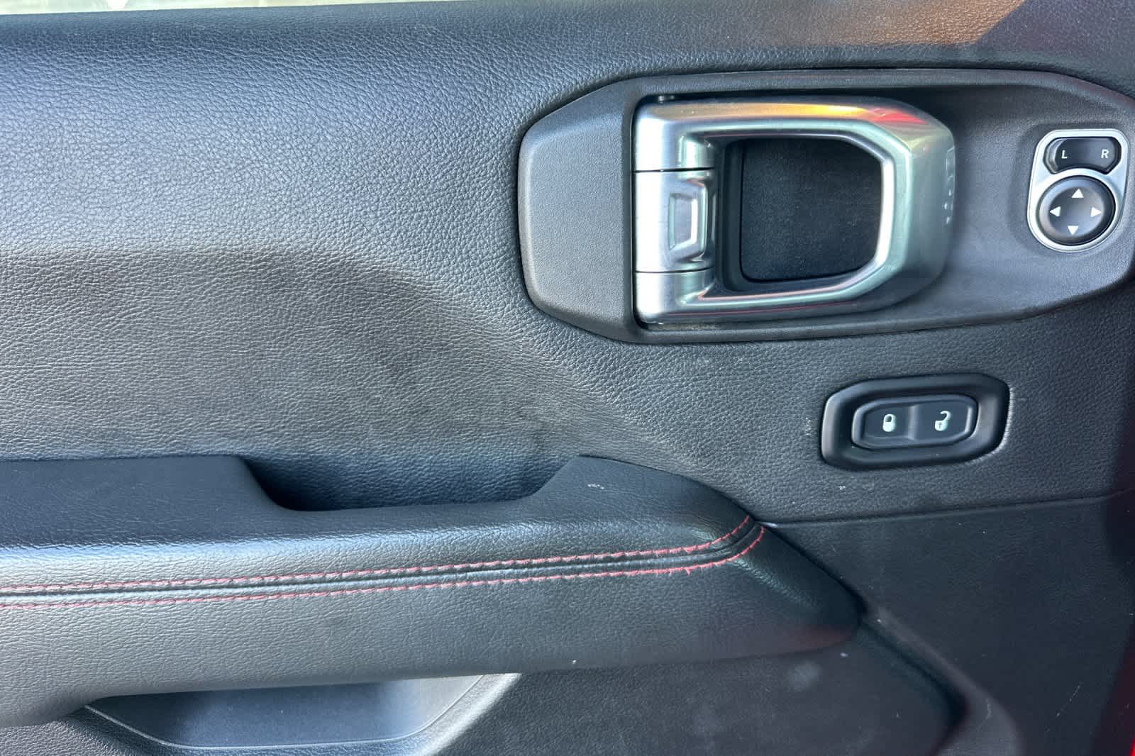 Thumbnail: 2020 Jeep Gladiator - 12