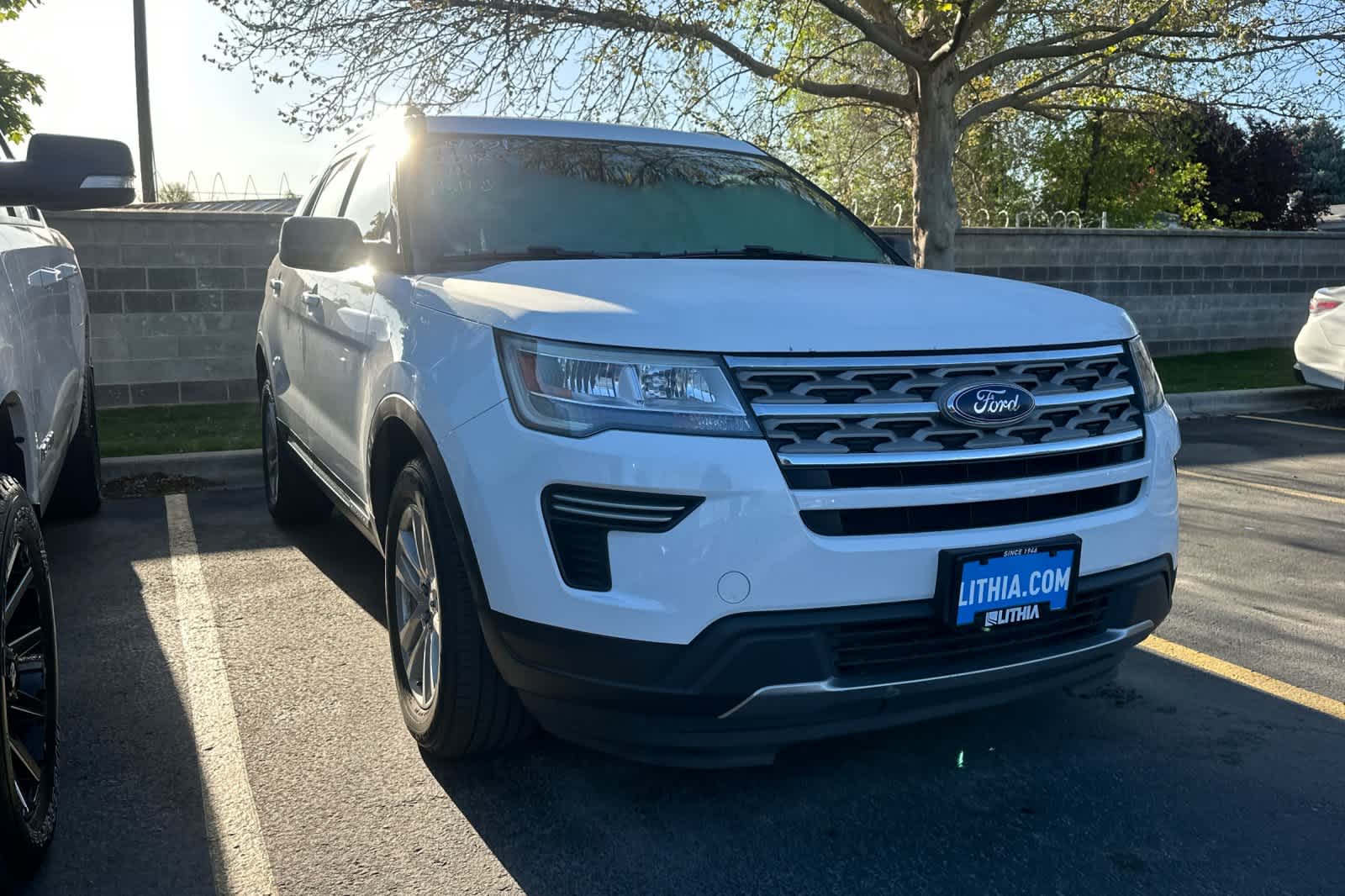 Thumbnail: 2018 Ford Explorer - 3