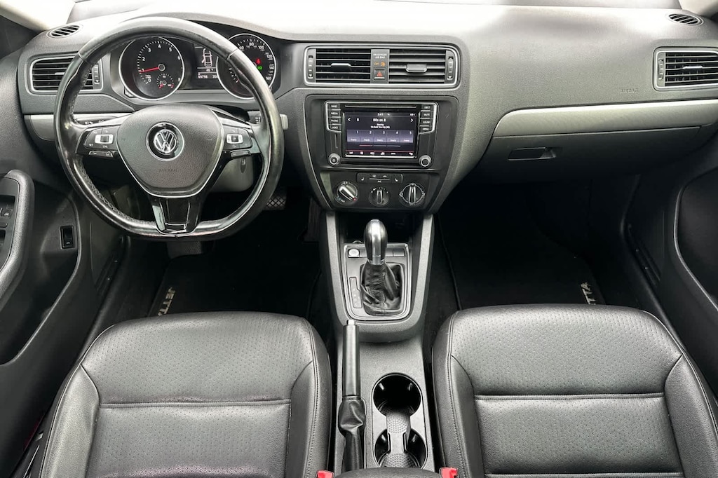 Used 2017 Volkswagen Jetta 1.4T SE Sedan