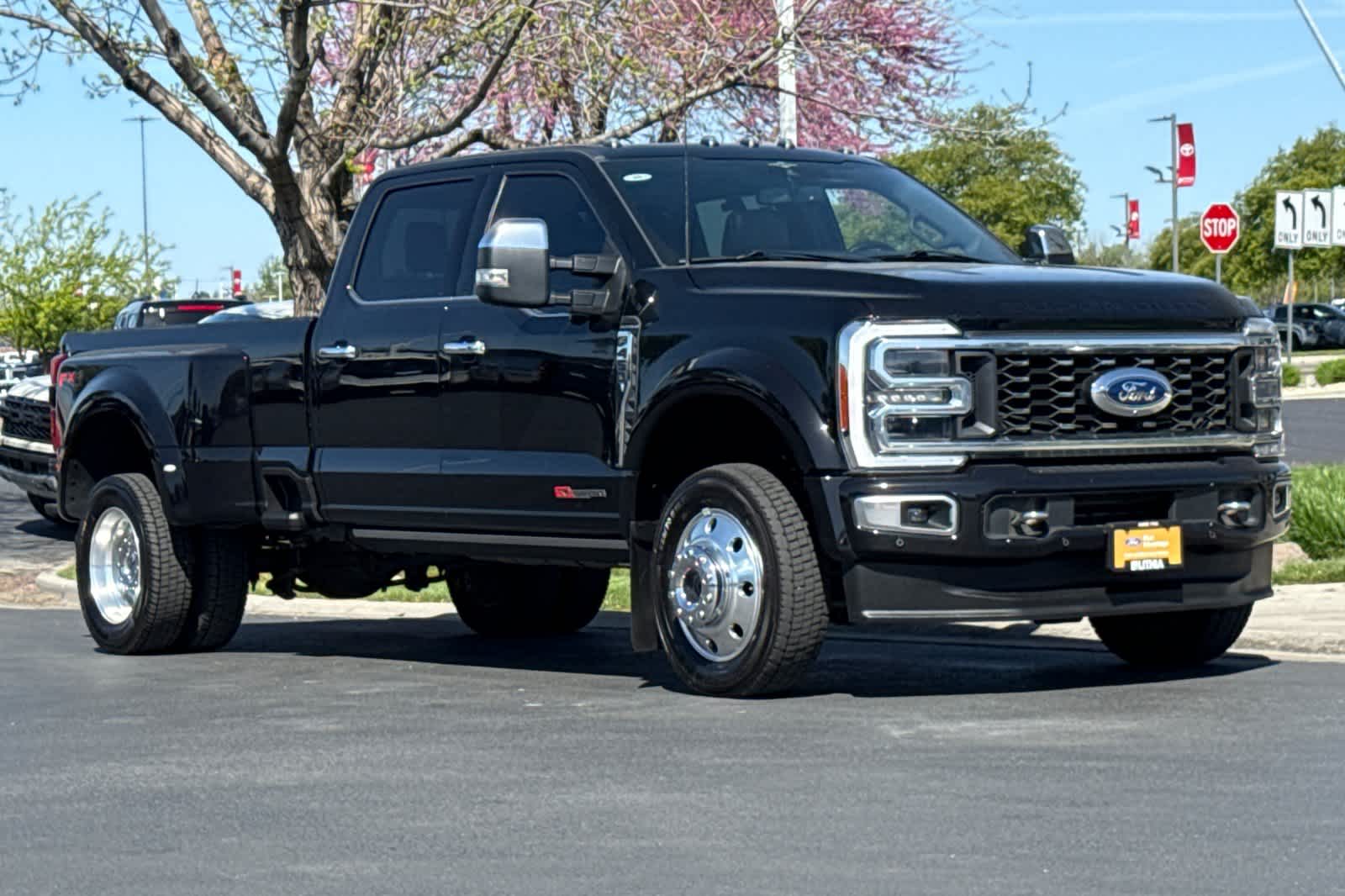 Thumbnail: 2023 Ford F-450 - 9