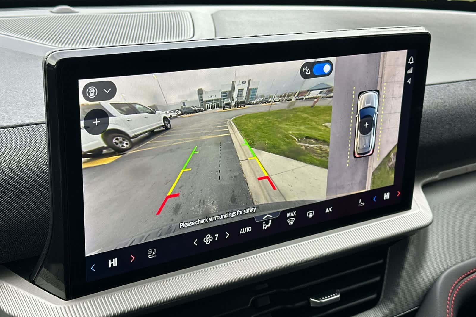 Thumbnail: 2026 Ford Explorer - 21