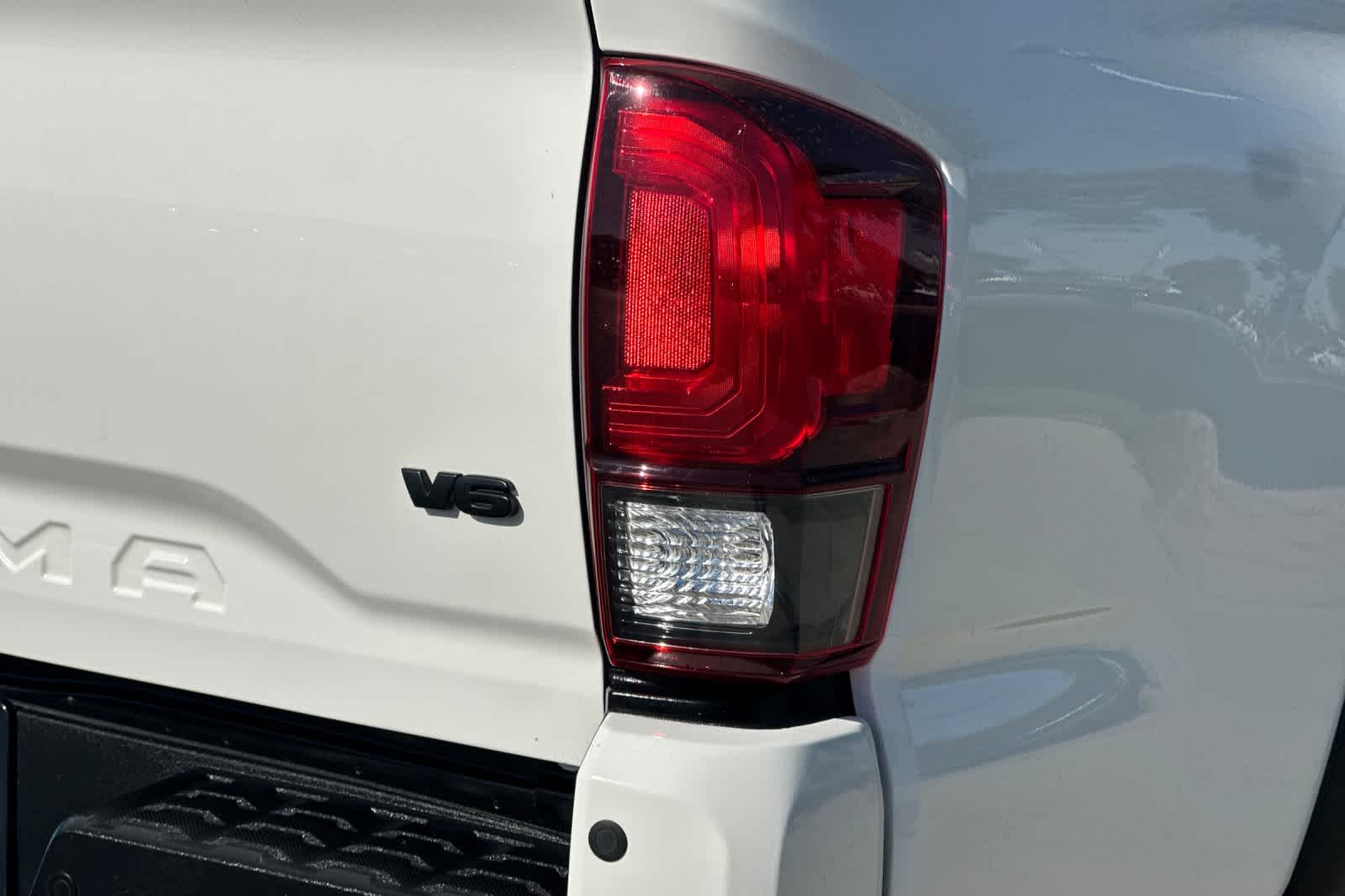 Thumbnail: 2023 Toyota Tacoma - 27