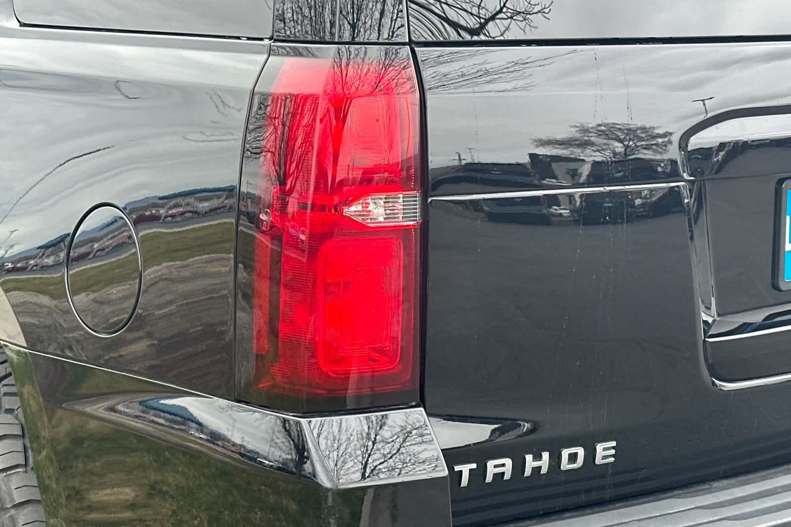 Thumbnail: 2018 Chevrolet Tahoe - 30