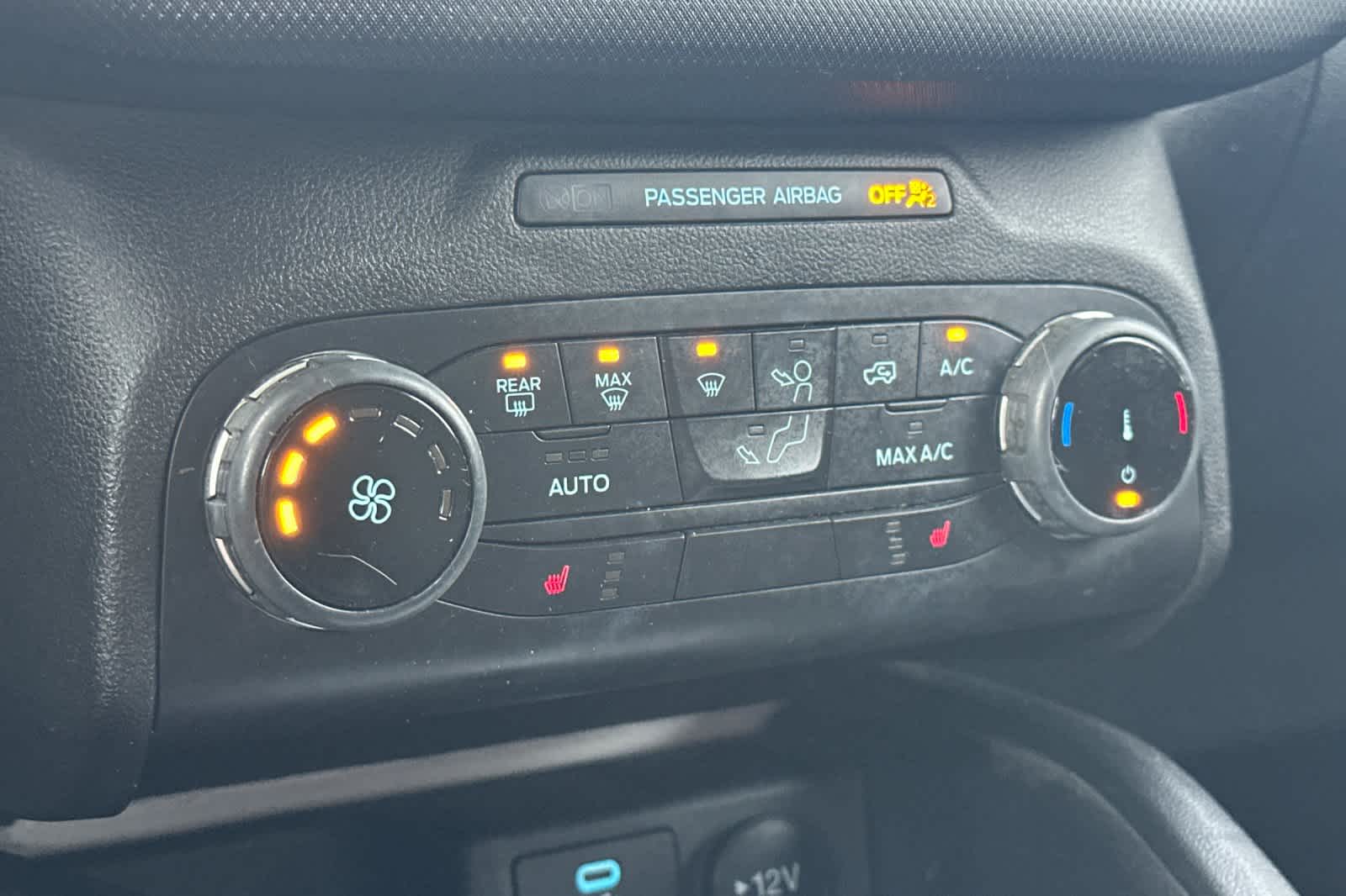 Thumbnail: 2022 Ford Bronco Sport - 20