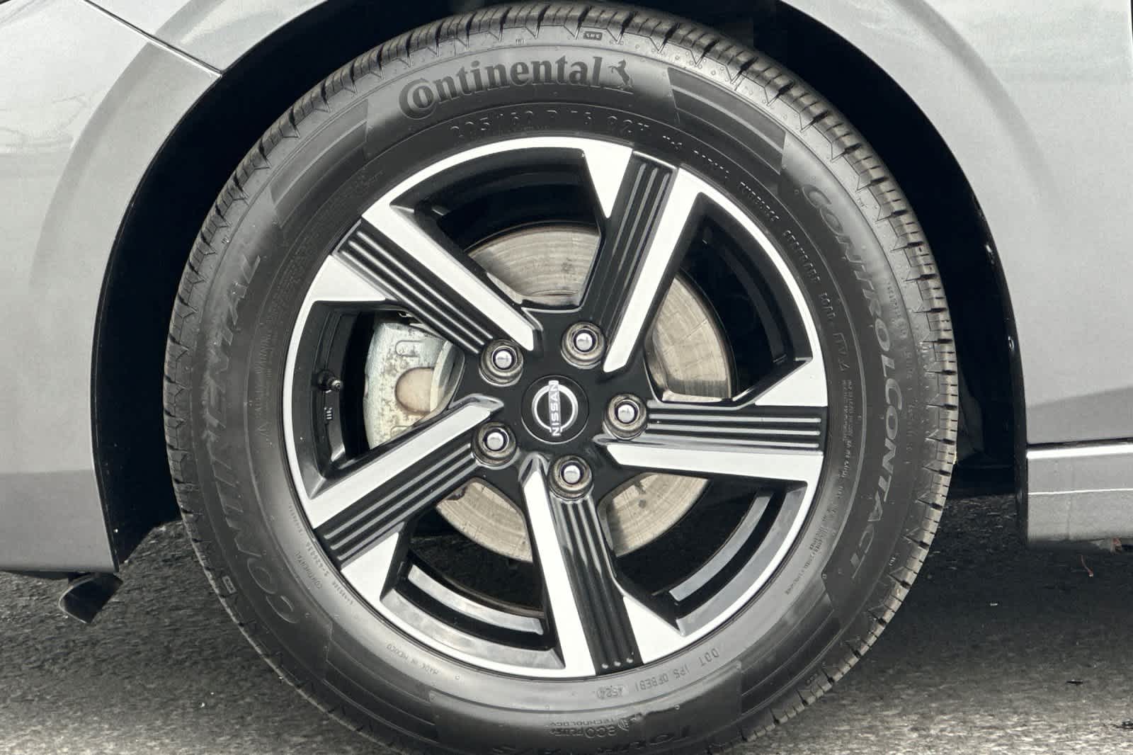 Thumbnail: 2024 Nissan Sentra - 25