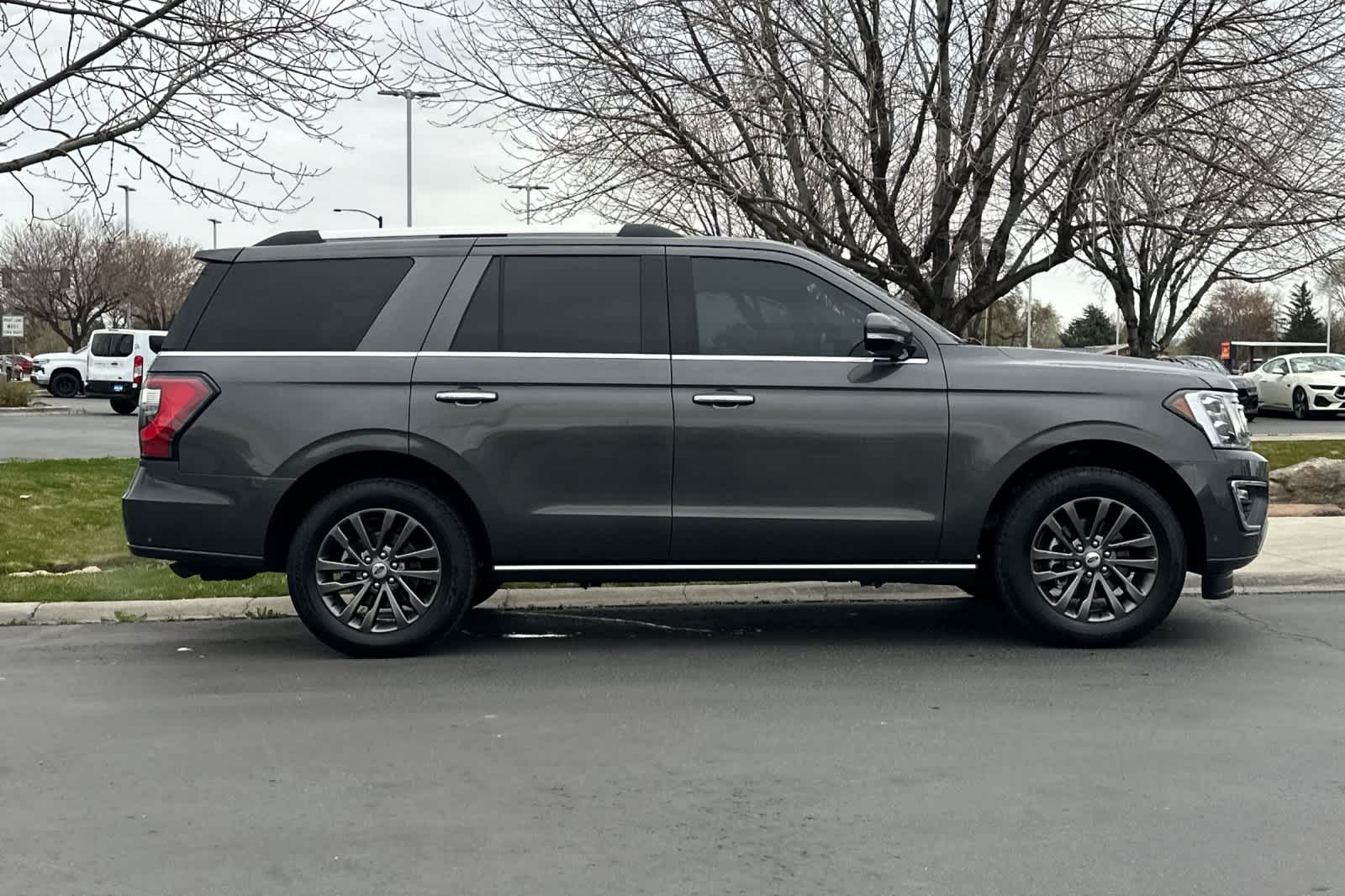 Thumbnail: 2021 Ford Expedition - 8