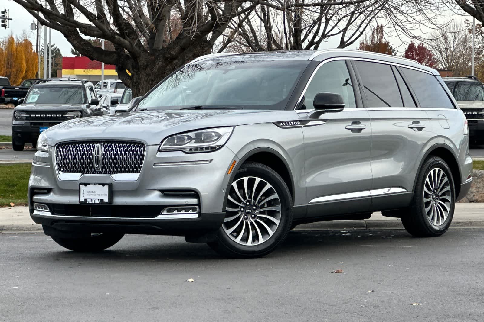 Thumbnail: 2023 Lincoln Aviator - 1