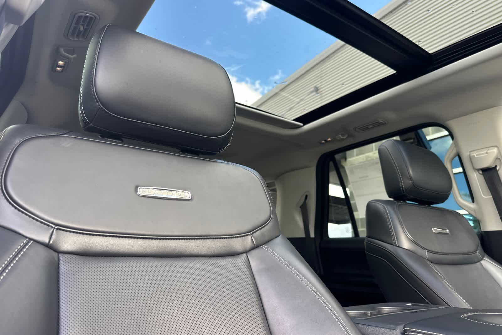 Thumbnail: 2025 Ford Expedition MAX - 18