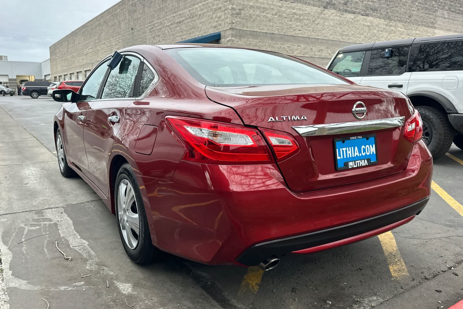 Thumbnail: 2016 Nissan Altima - 6