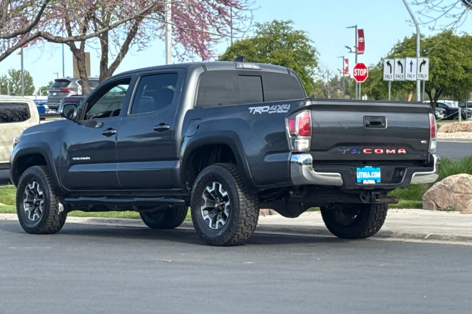 Thumbnail: 2023 Toyota Tacoma - 6