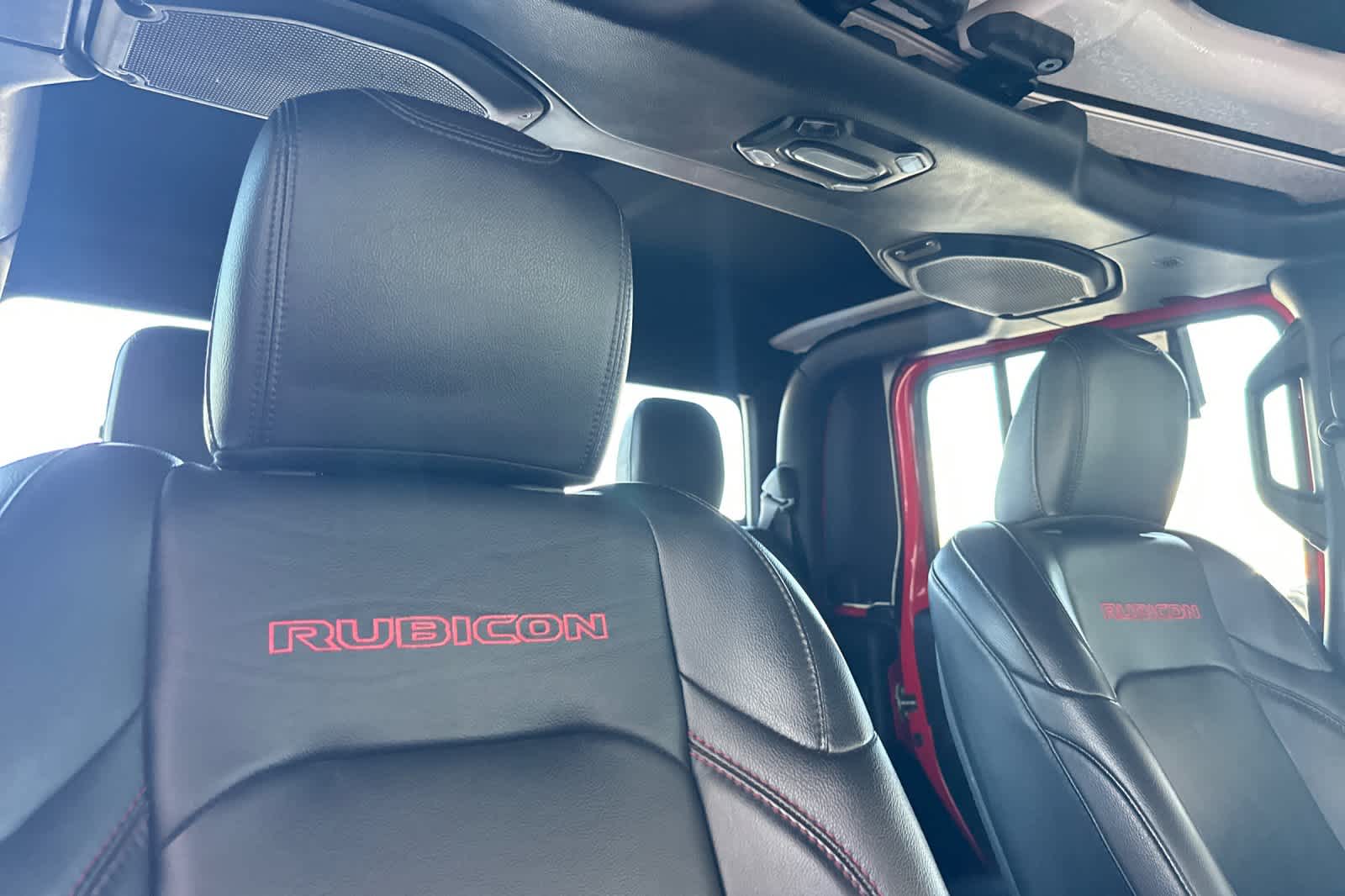 Thumbnail: 2020 Jeep Gladiator - 16