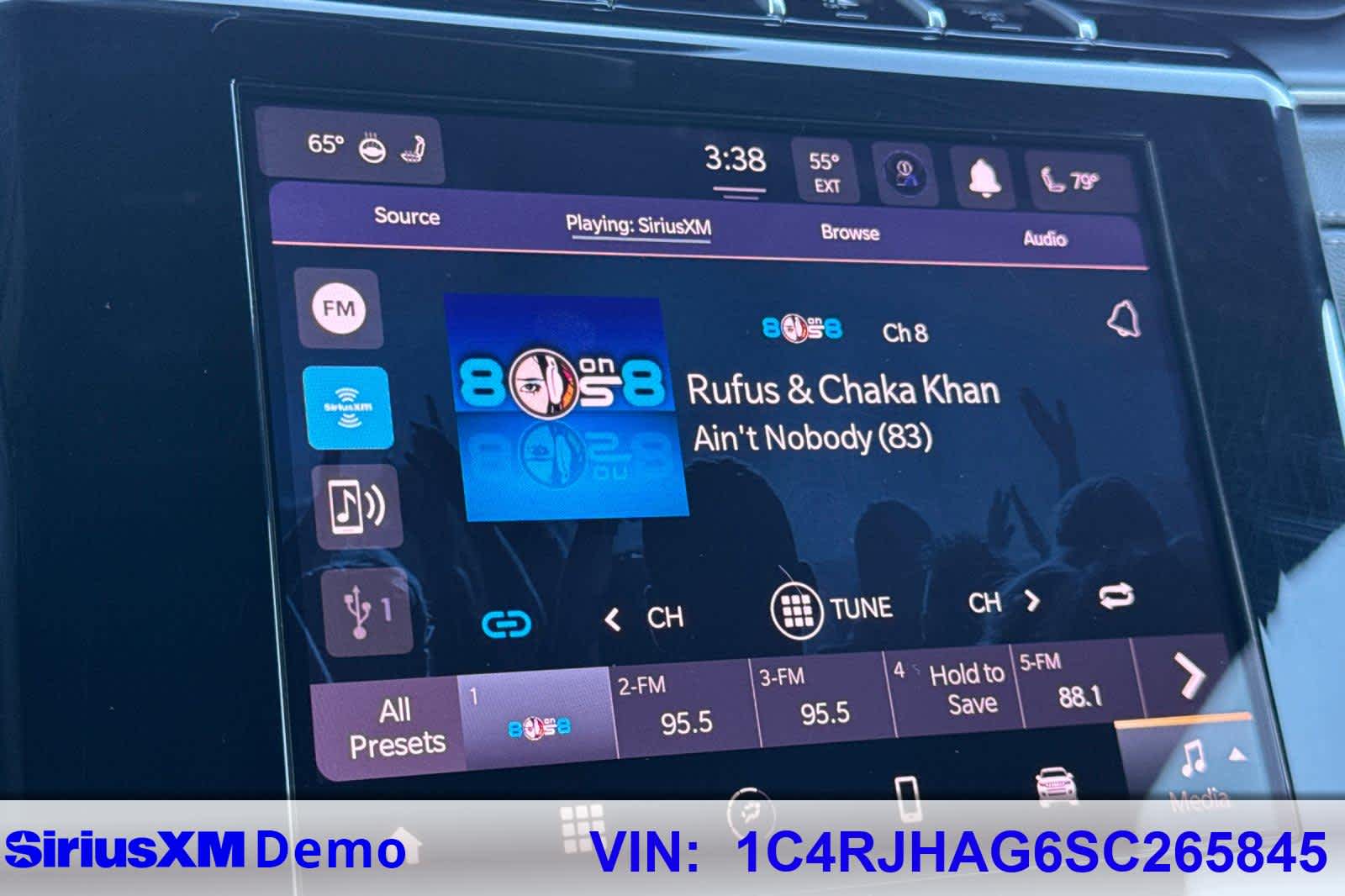 Thumbnail: 2025 Jeep Grand Cherokee - 28