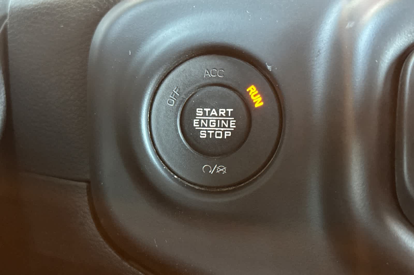 Thumbnail: 2020 Jeep Gladiator - 22