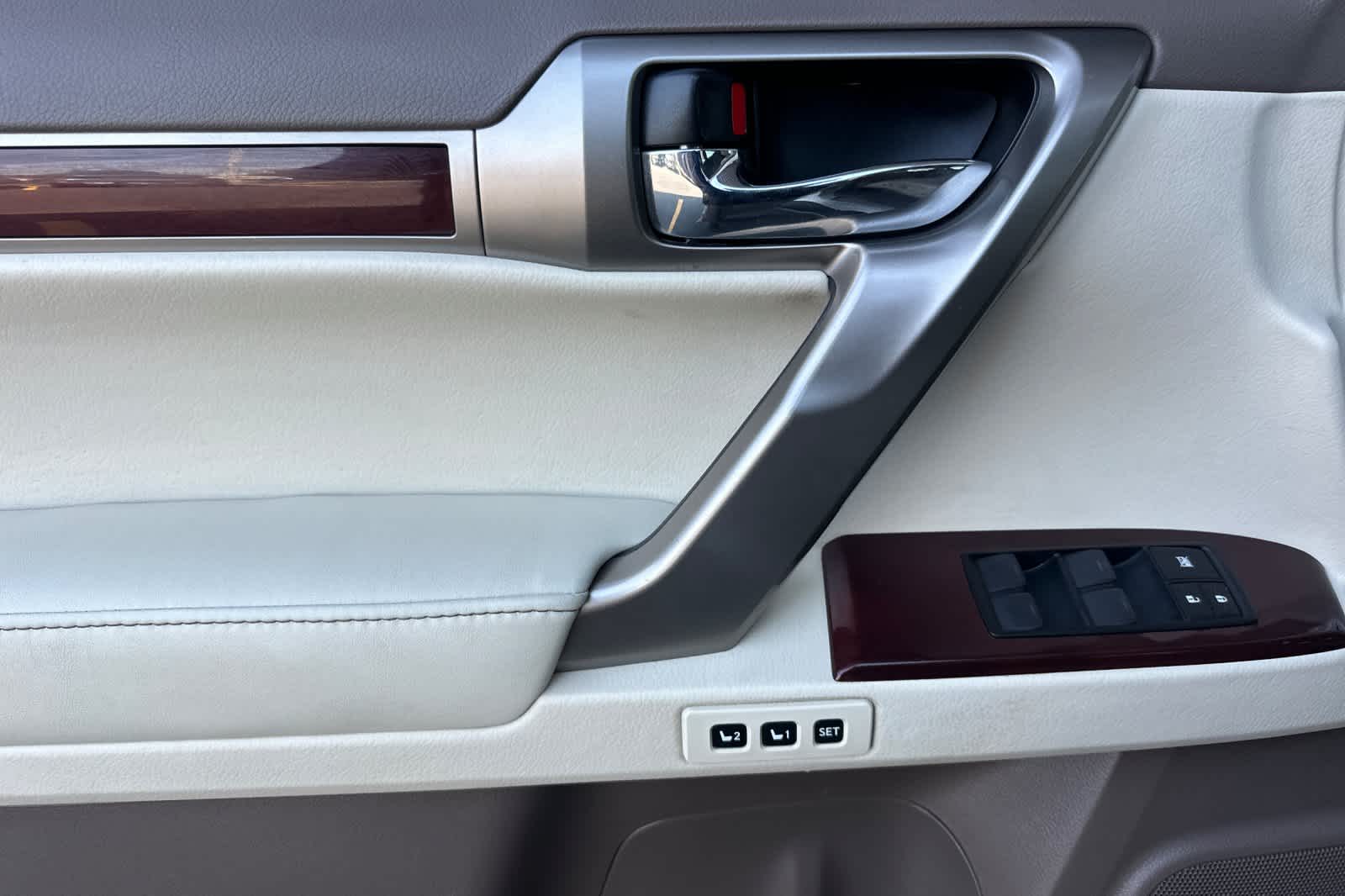 Thumbnail: 2019 Lexus GX - 12