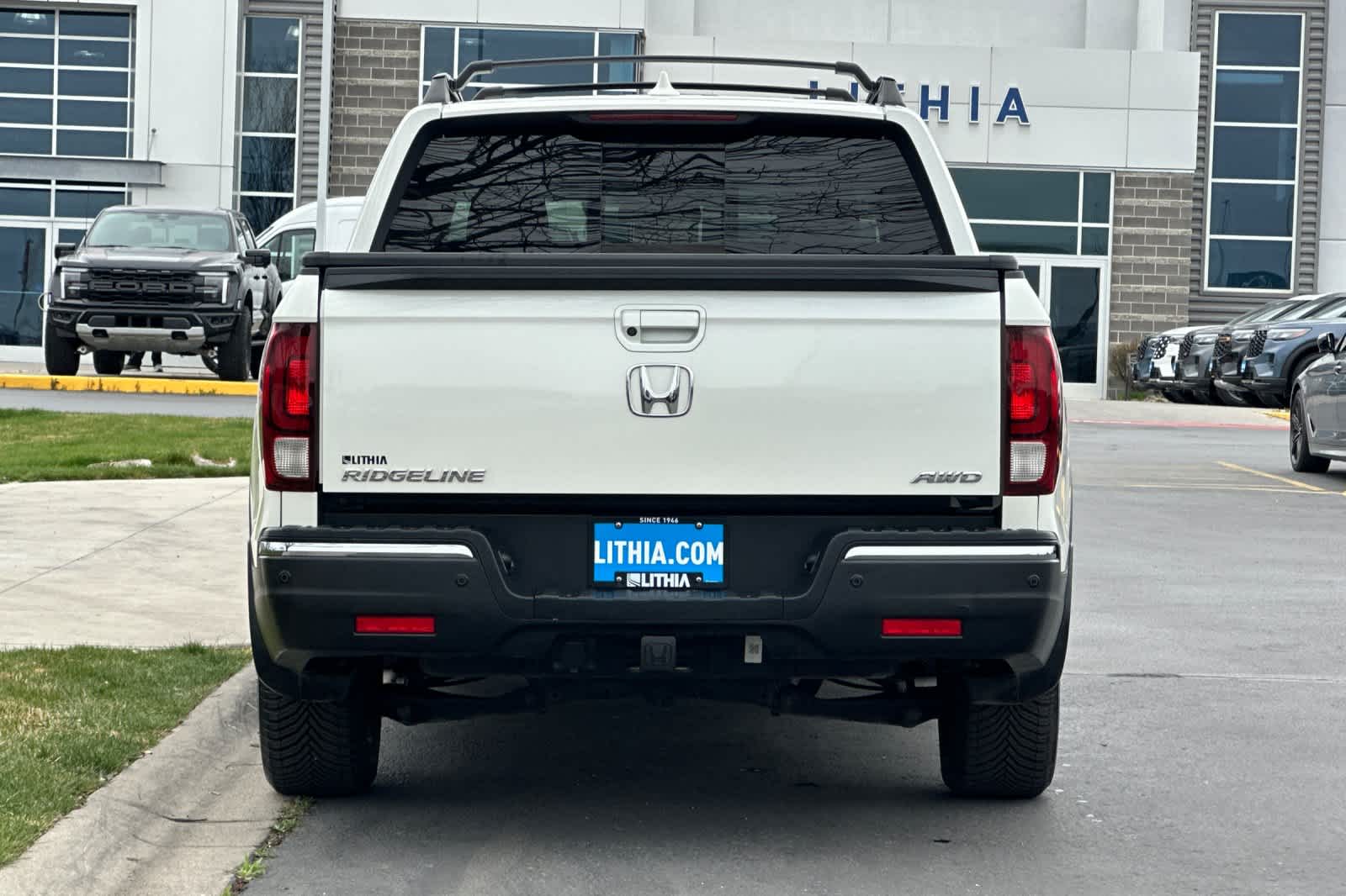 Thumbnail: 2017 Honda Ridgeline - 7