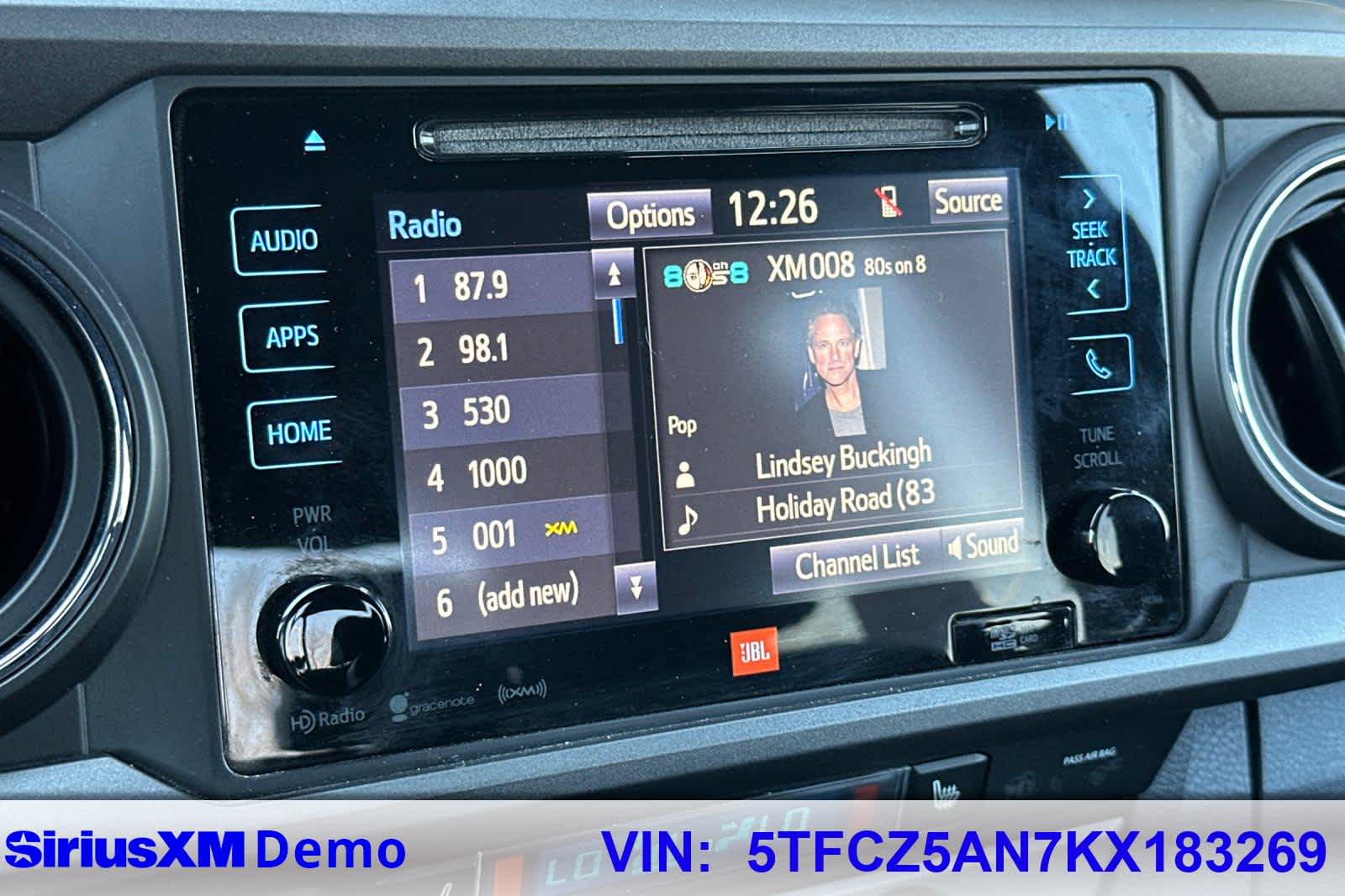 Thumbnail: 2019 Toyota Tacoma - 27